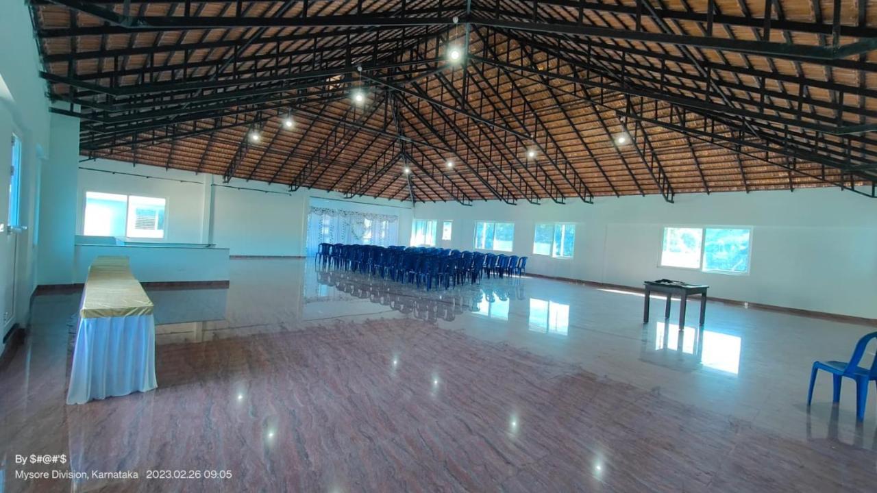 Coorg Ashok Palace Madikeri Exterior photo